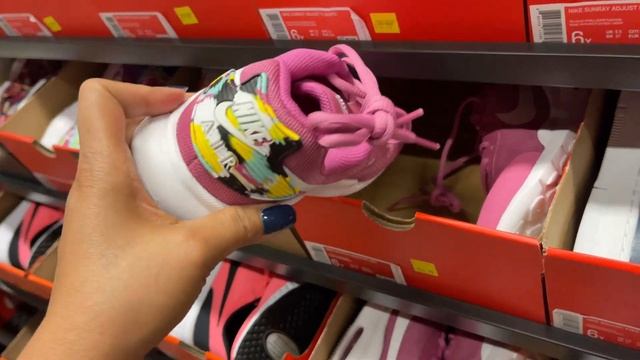 NIKE FACTORY STORE BEST SNEAKERS SHOE for MEN'S ~SHOP WITH ME смотреть онлайн