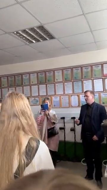 Провел для учащихся кадетской школы урок дополнительного военного образования. смотреть онлайн