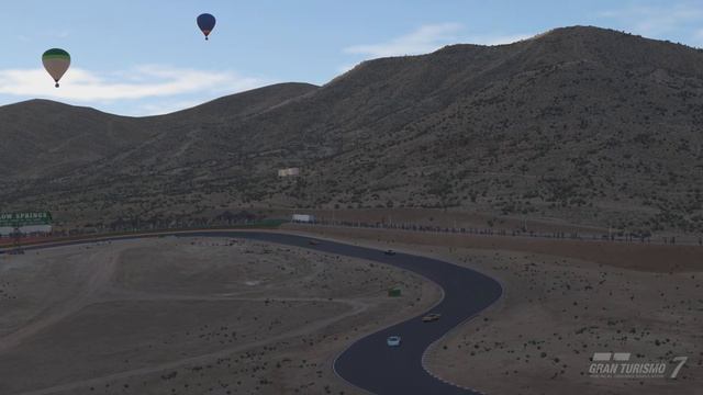 GT7 580 pp race at willow springs with classic cars смотреть онлайн