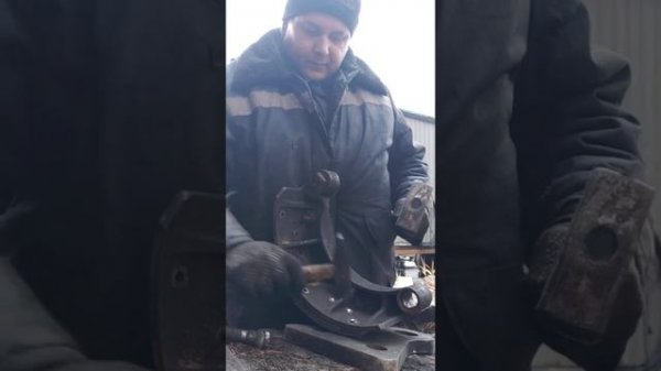 Заклёпка колодок