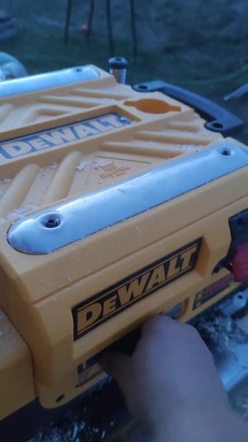 рейсмус dewalt dw 735 отработал 10 минут. смотреть онлайн