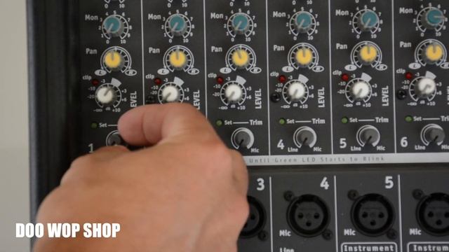 How To Set Up And Operate The Yorkville M810 (or M1610) Powered Mixer And VLH115 Speakers