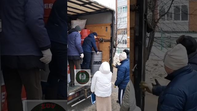 Видеоотчет к первому этапу погрузки гуманитарной поддержки для наших участников СВО смотреть онлайн