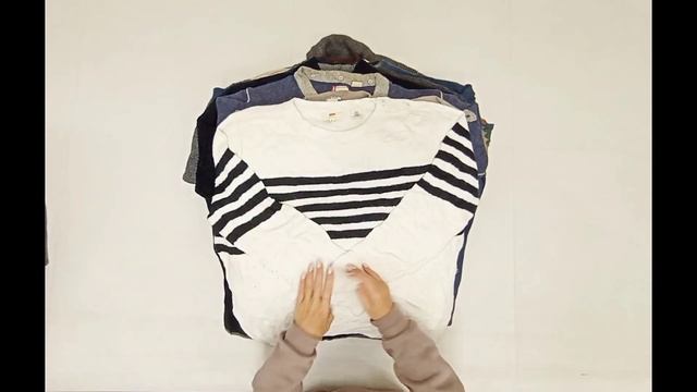 Свитера Levi's(1м) смотреть онлайн