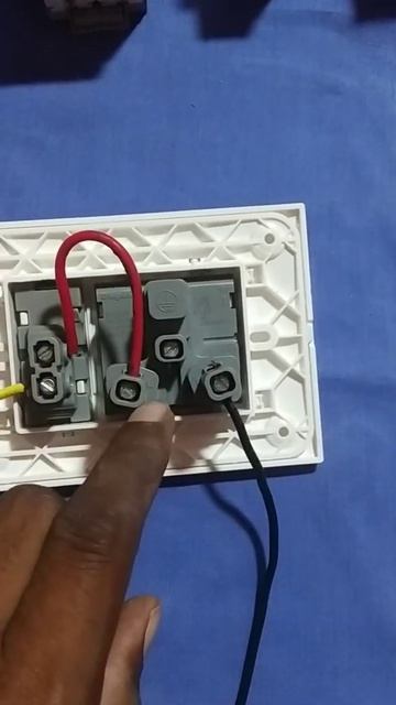HOW TO MAKE A BORD/HOW TO MAKE 1 SWITCH 1 SOCKET CONNECTION смотреть онлайн
