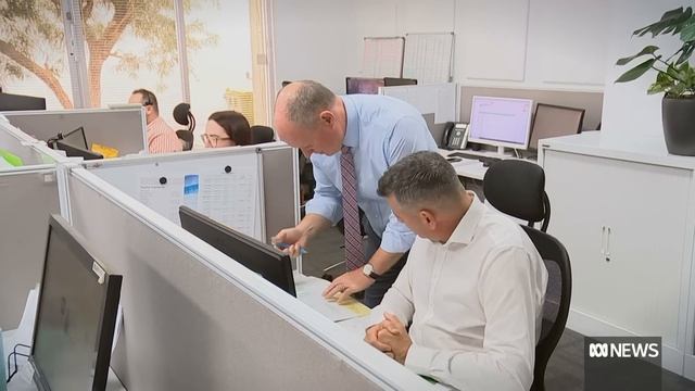 Inside the property tech sector collecting renters' data | The Business | ABC News смотреть онлайн