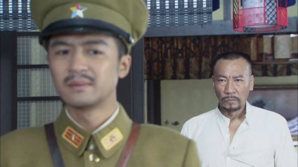 美女睡著,怎料醒來後,發現日軍就在身邊