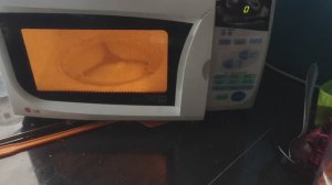 Бесплатная замена слюды в микроволновке.