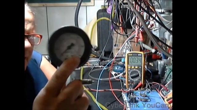 Medidor de compressão digital . смотреть онлайн