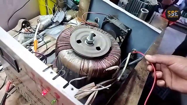 Manual E Rickshaw Charger Repairing смотреть онлайн