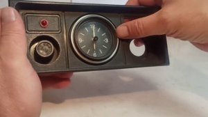 Электромеханические часы с консоли автомобиля ВАЗ-2107