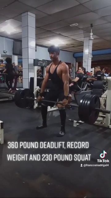 #ronniecoleman 360 pound deadlift , record weight and 230 pound squat #deadlift #dragonpharma смотреть онлайн