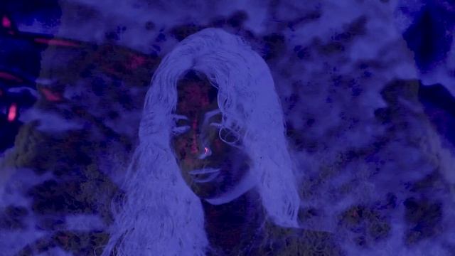 Amanati - Demain Dès L'Aube (feat. Méryl Roche) - Official Video смотреть онлайн