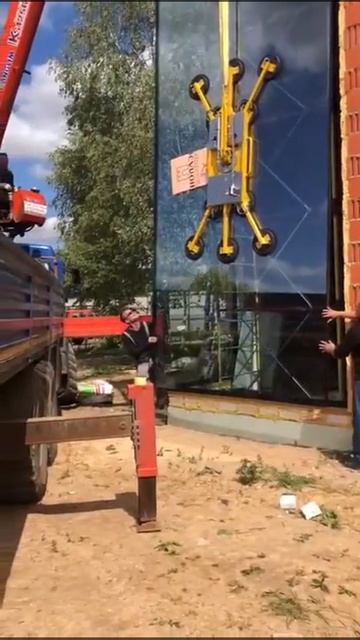 Стеклянный угол дома! смотреть онлайн