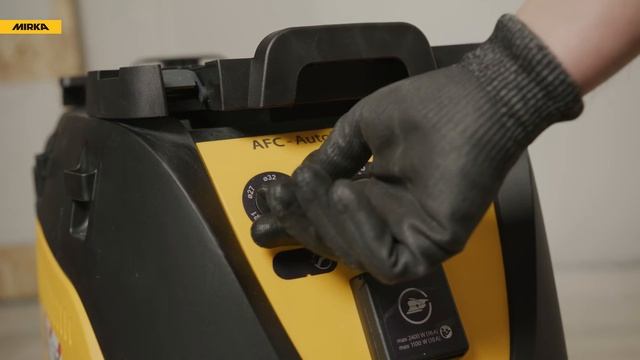 How-To: Kombinieren Sie das Handschleifgerät mit dem Industriesauger Mirka 1230 M смотреть онлайн