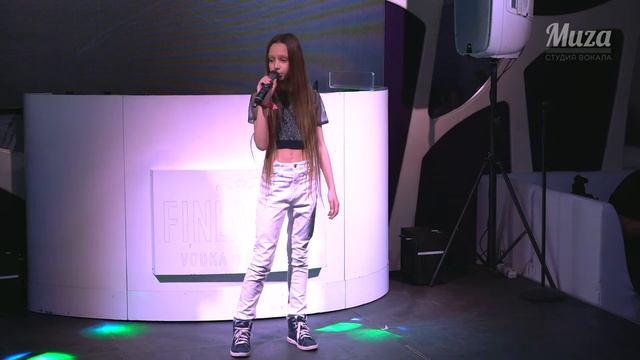Мар'яна Рок- Leave it all to me(cover) смотреть онлайн