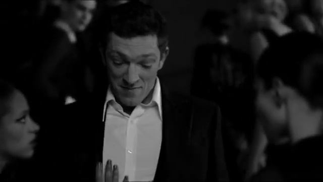 Yves Saint Laurent: La Nuit De L´Homme смотреть онлайн