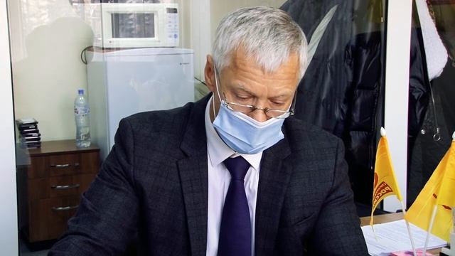 ПЕНСИОННЫЙ ФОНД НАЖИВАЕТСЯ НА ПЕНСИОНЕРАХ смотреть онлайн