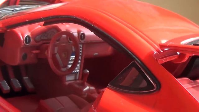Porsche Cayman S - Hongwell/Cararama 1:24 смотреть онлайн
