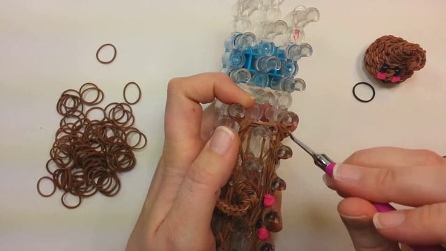 3-D Happy Hershey's Kiss (Chocolate Chip) Tutorial By Feelinspiffy (Rainbow Loom)