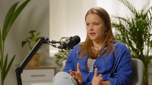 Moral Courage and Imagination Activism - Phoebe Tickell (Moral Imaginations) смотреть онлайн