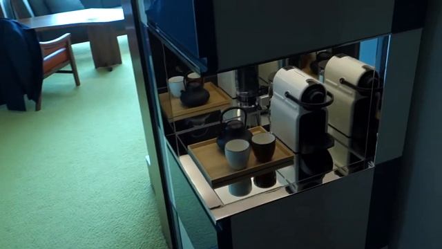 Andaz Tokyo King Room смотреть онлайн