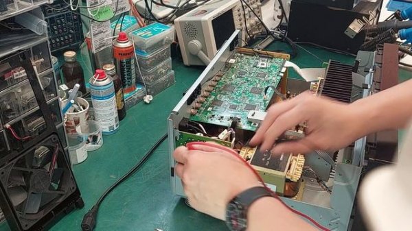 onkyo.TX-RZ830. AV Receiver