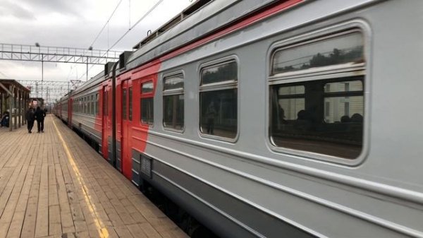 ЭД4М-0311 На станции Ольгино