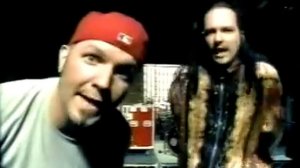 клип Limp Bizkit
