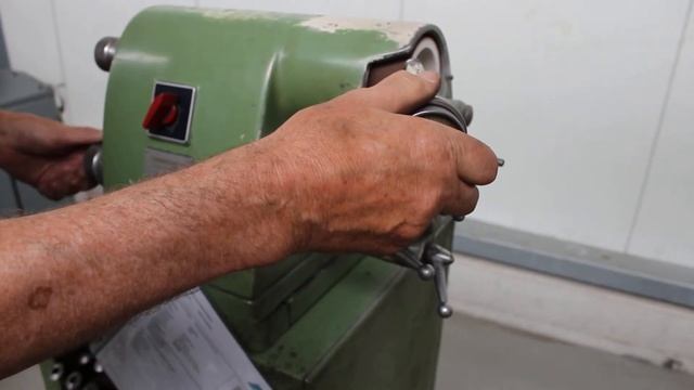DECKEL SOE Werkzeugschleifmaschine смотреть онлайн