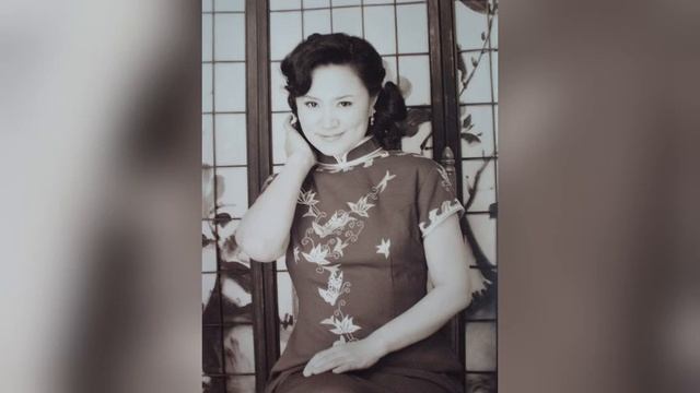 【Soprano Lily Zhang】“We love each other and forever” Words by (yuan dai) Mrs Guan Dao смотреть онлайн
