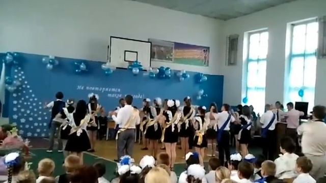 Наш мини флешмоб на последний звонок 25.05.2012 смотреть онлайн