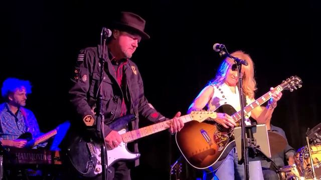 Larry Campbell: "Deep Elem Blues" (9/15/2022; Tribute to Levon Helm, 3rd & Lindsley, Nashville, TN) смотреть онлайн