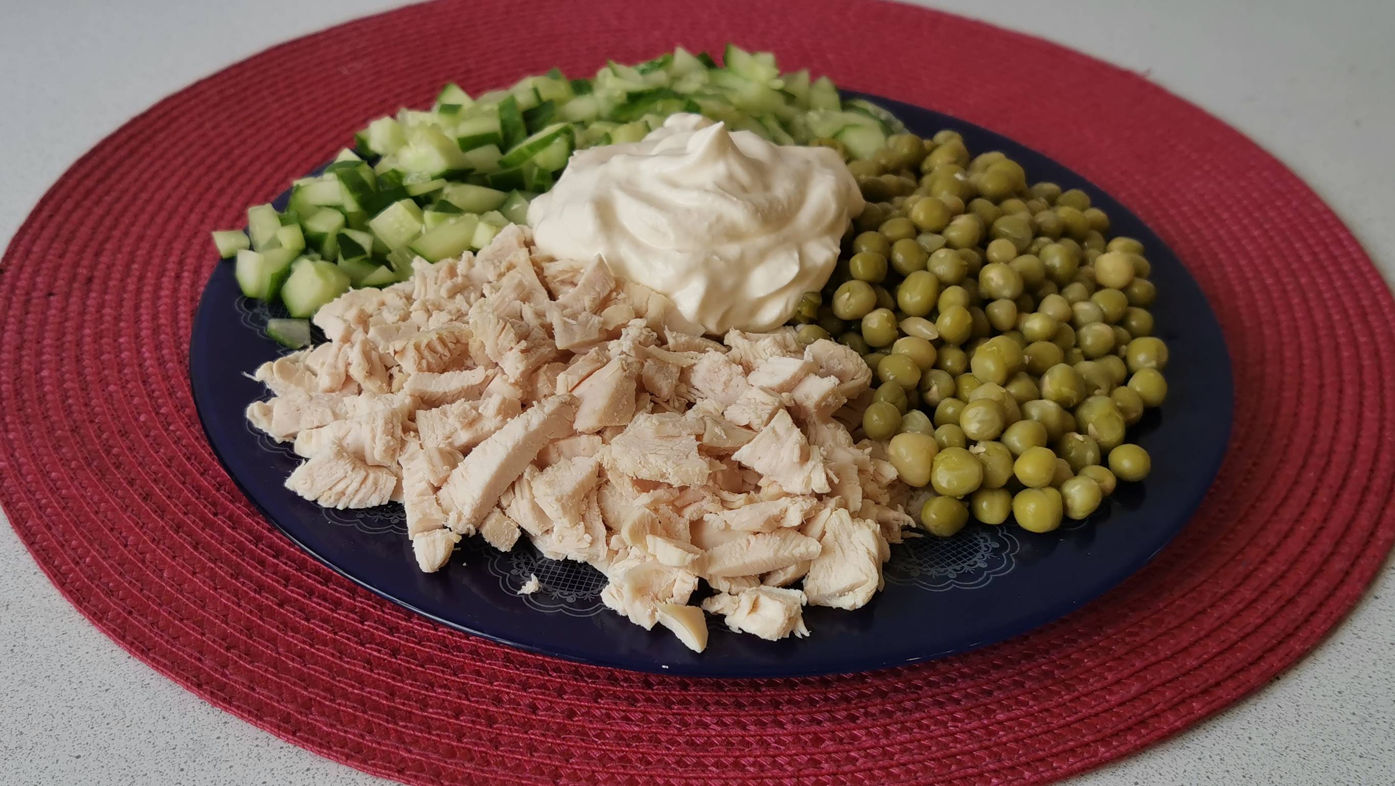 ПП салат с курицей. Простой рецепт вкусного и быстрого салата для похудения. Салаты на обед и ужин. смотреть онлайн