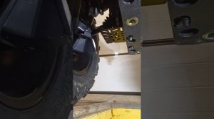 обзор линхай 650 про Макс снизу