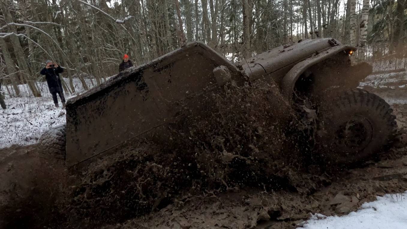 ВАЛДАЙСКИЙ ЧИЛЛ - Rubicon на 40. Танки 300. AUGUSTO TRUCK И ЗАМЕНА ГЛАВНЫХ ПАР!