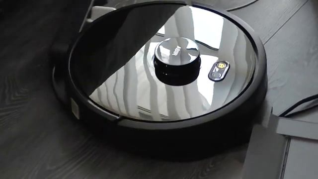 ABIR X8 Robot Vacuum Cleaner #vacuumcleaner
