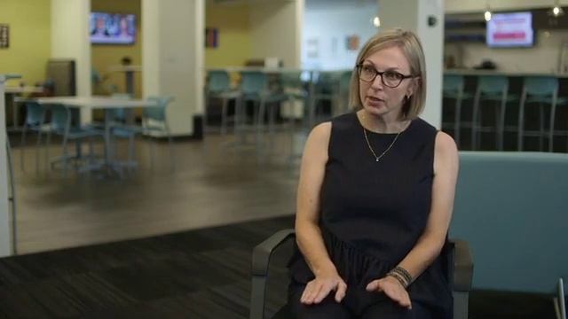 CEO of Women-Owned Pro Am Team Sports смотреть онлайн
