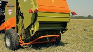 Работа пресс-подборщика Wolagri на поле