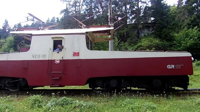 ЧС11-10. Прицепка к составу поезда, станция Цагвери смотреть онлайн
