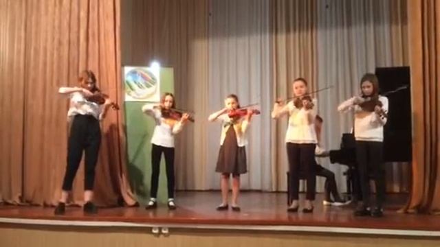 Ишкина Вика (фортепиано) и ансамбль струнно-смычковых инструментов смотреть онлайн