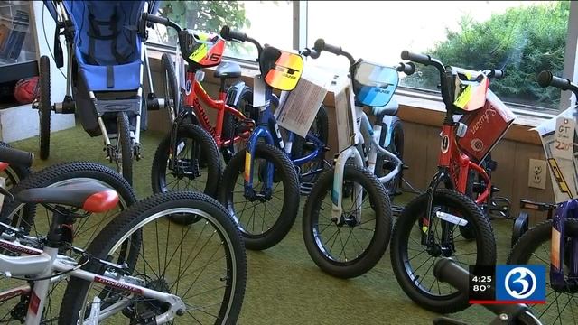 Small Business Spotlight: Farrs Sporting Goods смотреть онлайн