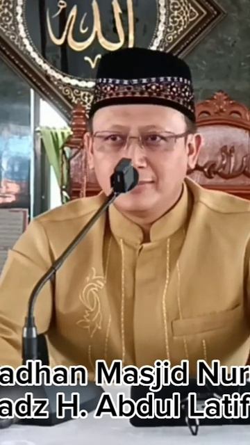 Menjaga Shalat Tarawih Berjamaah. Ustadz H. Abdul Latif. #short #allah #video #viral смотреть онлайн