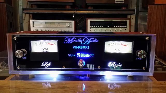 The First VU Meter with Bluetooth Stereo Receiver Concept смотреть онлайн