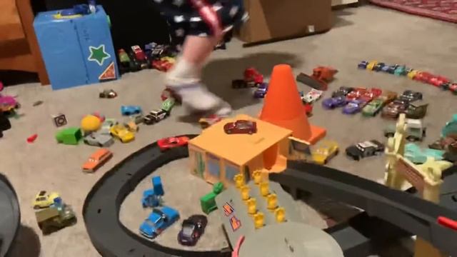 Radiator springs aka carters bedroom смотреть онлайн