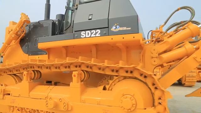 Shantui SD22 crawler bulldozer, 175kW/1800rpm, overall weight: 23450kg, engine model: WP12/QSNT-C23 смотреть онлайн