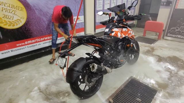 Smart car wash at Indian oil by EHRLE | First experience review ! смотреть онлайн