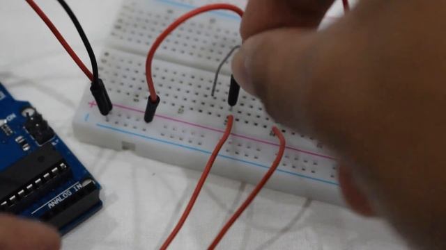 connect motor with Arduino using 9V battery || with code || different ways to connect motor. смотреть онлайн