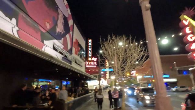 Las Vegas Stroll - Fremont Street - 1-28-2023 10 pm - NES BG music смотреть онлайн