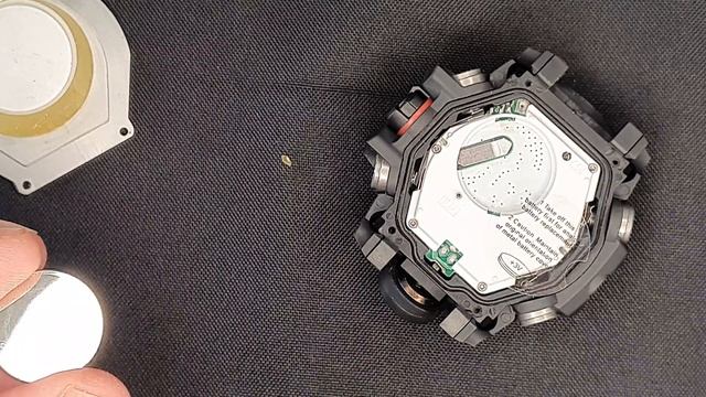 CASIO G-SHOCK MUDMASTER GWG-1000 FALSO FAKE, Trocando A Bateria!